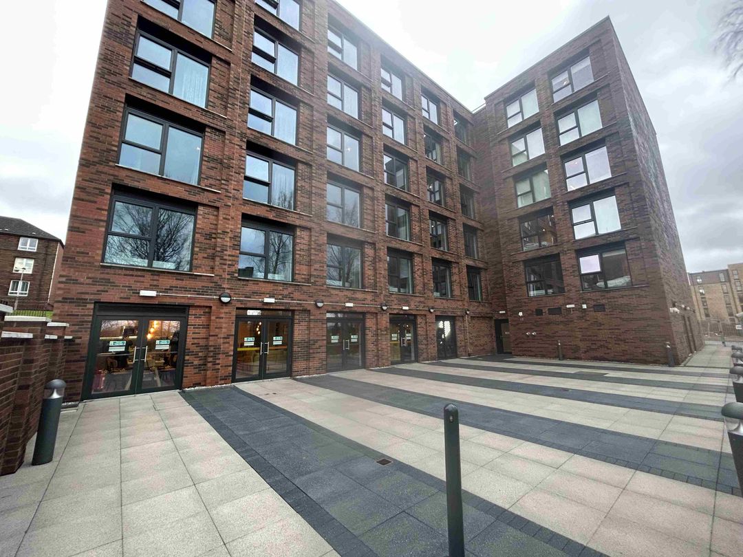 bookmyuniroom Universal Accommodation studio  True Glasgow West End  Glasgow UK