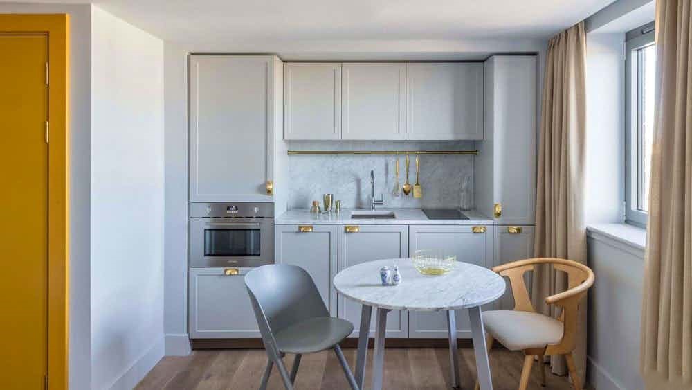 bookmyuniroom student Accommodation ensuite  George Street Apartments  Edinburgh UK