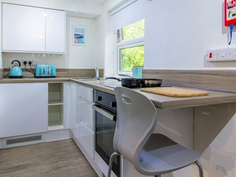 bookmyuniroom student accommodation deluxe studio desk and chair green wood court southampton uk