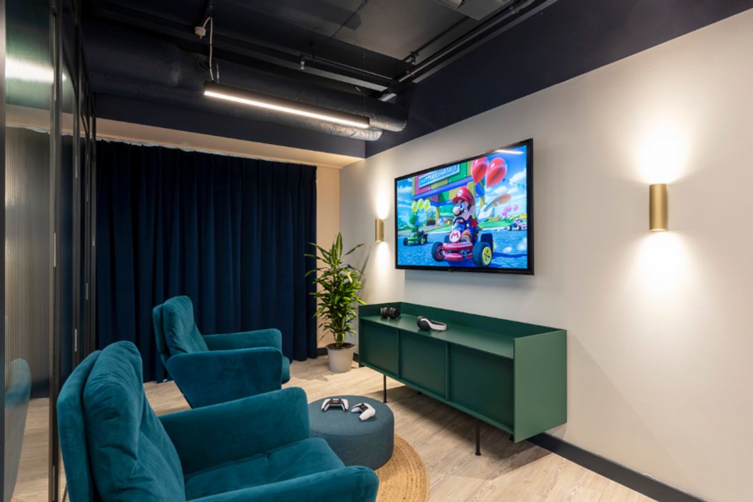 bookmyuniroom Universal Accommodation studio  Silk Mill  Edinburgh UK