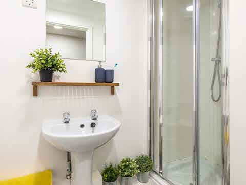 bookmyuniroom student Accommodation ensuite  Central Place  Sheffield UK
