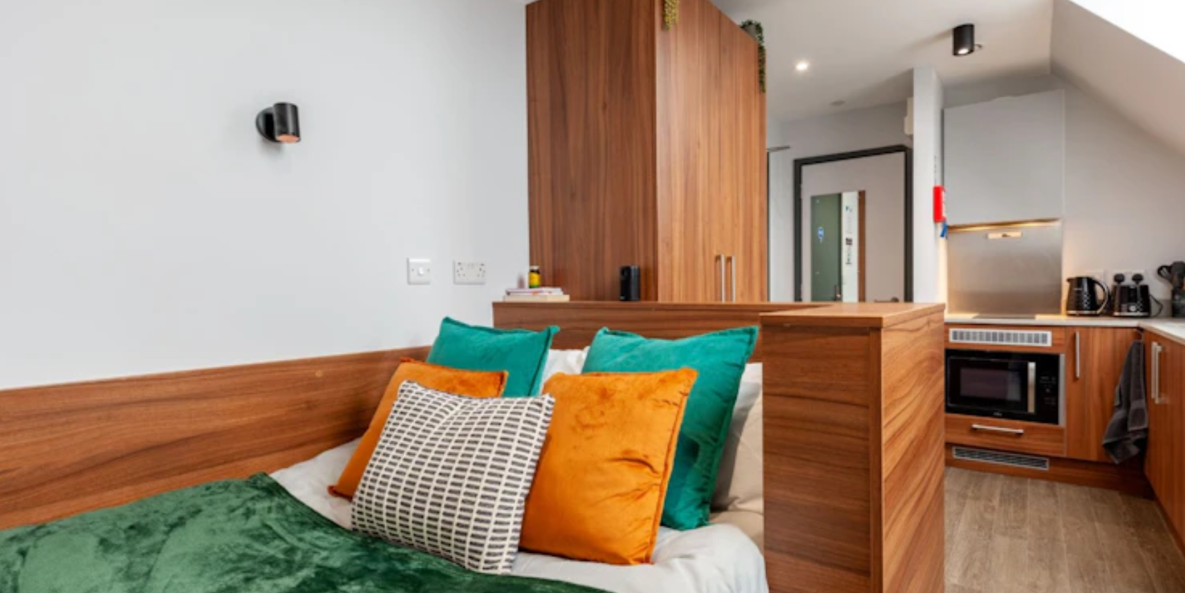 bookmyuniroom Universal Accommodation studio  Marketgait Apartments  Dundee UK