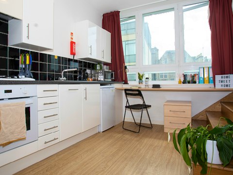 bookmyuniroom Universal Accommodation studio  200 Cowgate  Edinburgh UK