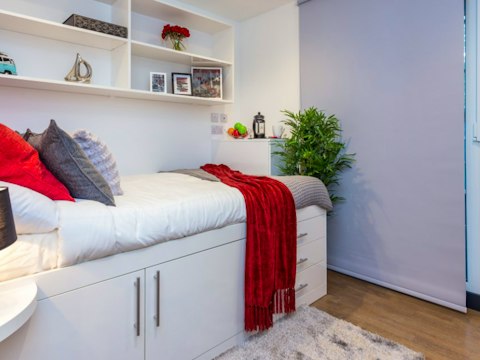 bookmyuniroom student homes platinum studio bedroom the court yard southampton uk