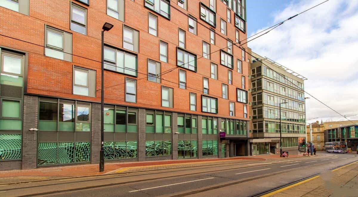 bookmyuniroom Universal Accommodation studio  Straits Manor  Sheffield UK